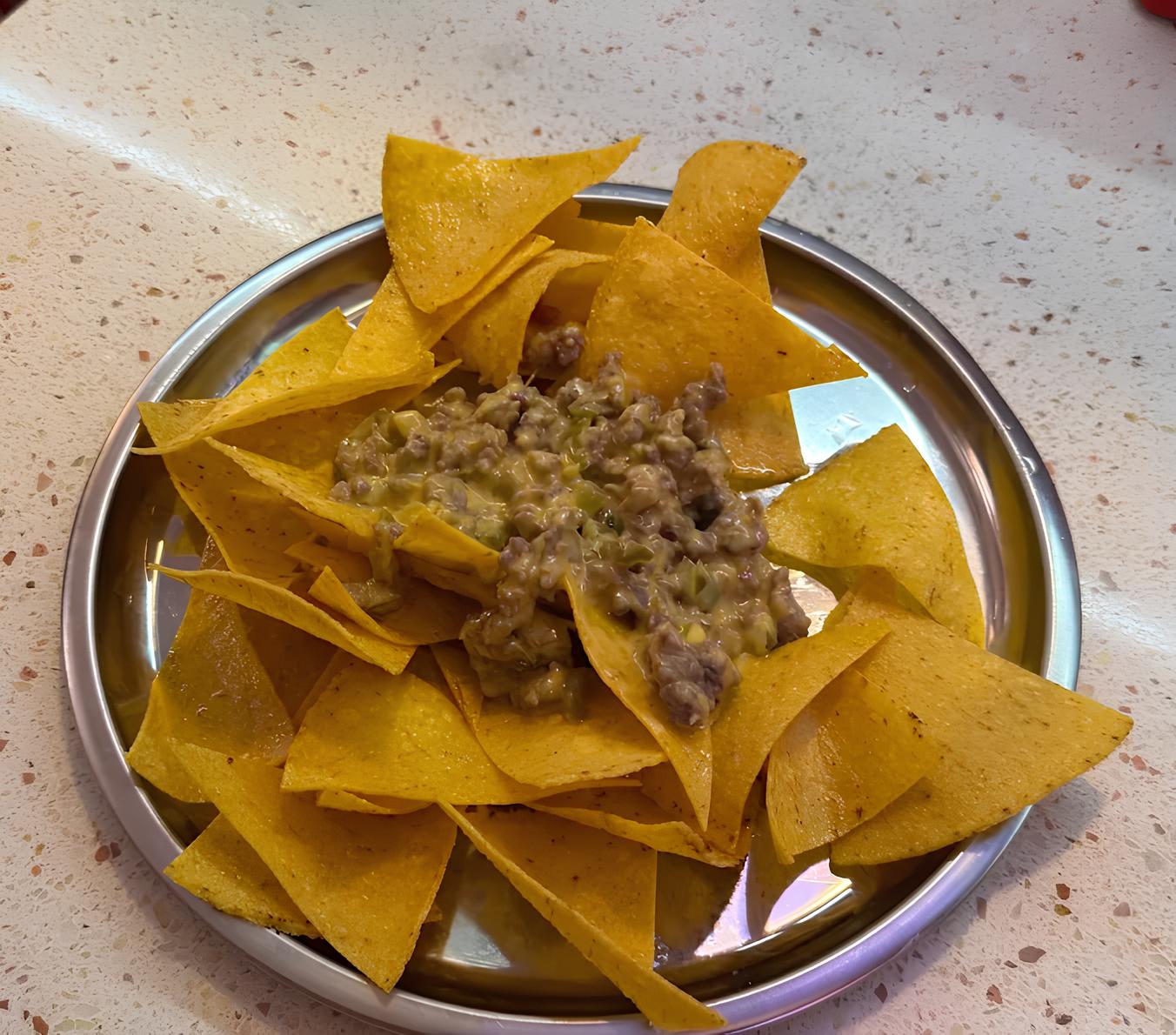 NACHOS with Meat (60 gr)